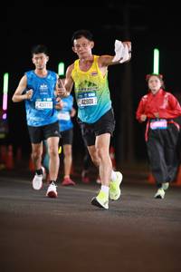 BIB: 43273, 42901
                            <button type="button" onclick="openModal(21311866)" class="btn btn-primary btn-sm float-right btn-popup" data-toggle="modal" data-target=".modal-high-quality">
                        <i class="fas fa-shopping-cart"></i> Add to Cart
                    </button>
                                            <button type="button" onclick="isThisMe(21311866, true)" class="btn btn-success btn-sm float-right btn-popup btn-isme hidden" data-toggle="tooltip" data-placement="bottom" title="นี่คือรูปของคุณใช่ไหม คลิกที่นี่เพื่อเอาเข้าอัลบั้ม">
                        <i class="fas fa-plus"></i> Add to album
                    </button>
                    <button type="button" onclick="isThisMe(21311866, false)" class="btn btn-warning btn-sm float-right btn-popup btn-isnotme hidden">
                        <i class="fas fa-ban"></i> Remove from album
                    </button>